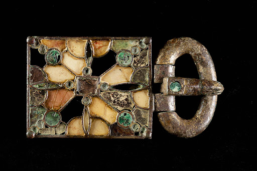 Pla de l'Horta SARRIÀ DE TER.
JACIMENT ARQUEOLÒGIC.
A primera meitat del segle II a.C. aquest indret va guanyar encara més importància perquè va convertir-se en lloc de pas de la Via Augusta. 
A uns 300 metres d'aquesta via hi havia una vil·la romana: la vil·la de Pla d'Horta.