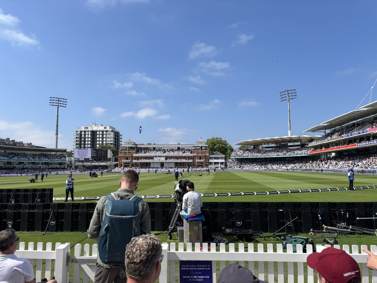 At <a href="/HomeOfCricket/">Lord's Cricket Ground</a> with <a href="/Andrew_Dismore/">Andrew Dismore</a> !!! 😎🏏