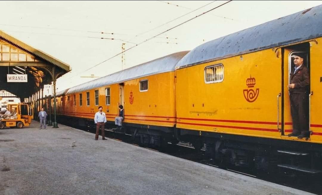 El correo transportado por ferrocarril!!!
✉️ 🚂