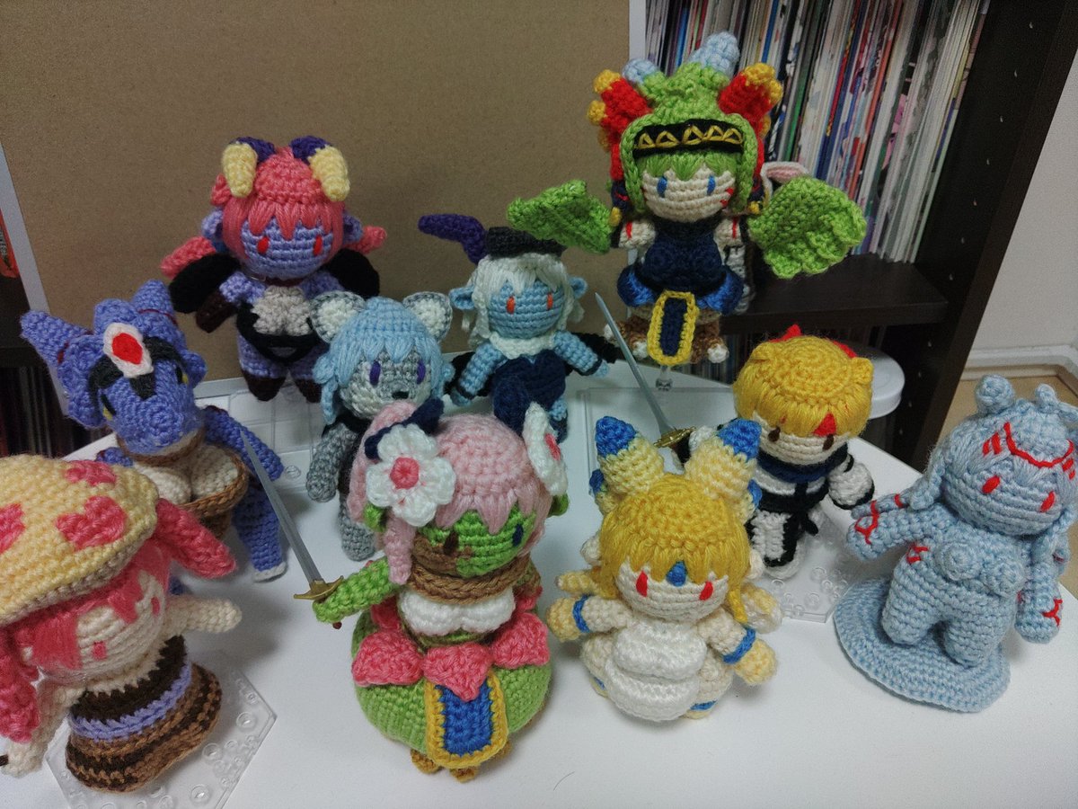 アウラルと光の竜GL一周年おめでとうございます🎊
アウラル達によって平和や人間やモン娘の共存を目指す大冒険で心暖まる物語です。多少癖を曲げられますがケンゼンです。