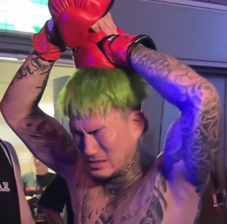 シェンロン男泣き🥲

#BreakingDown16
#ブレイキングダウン16