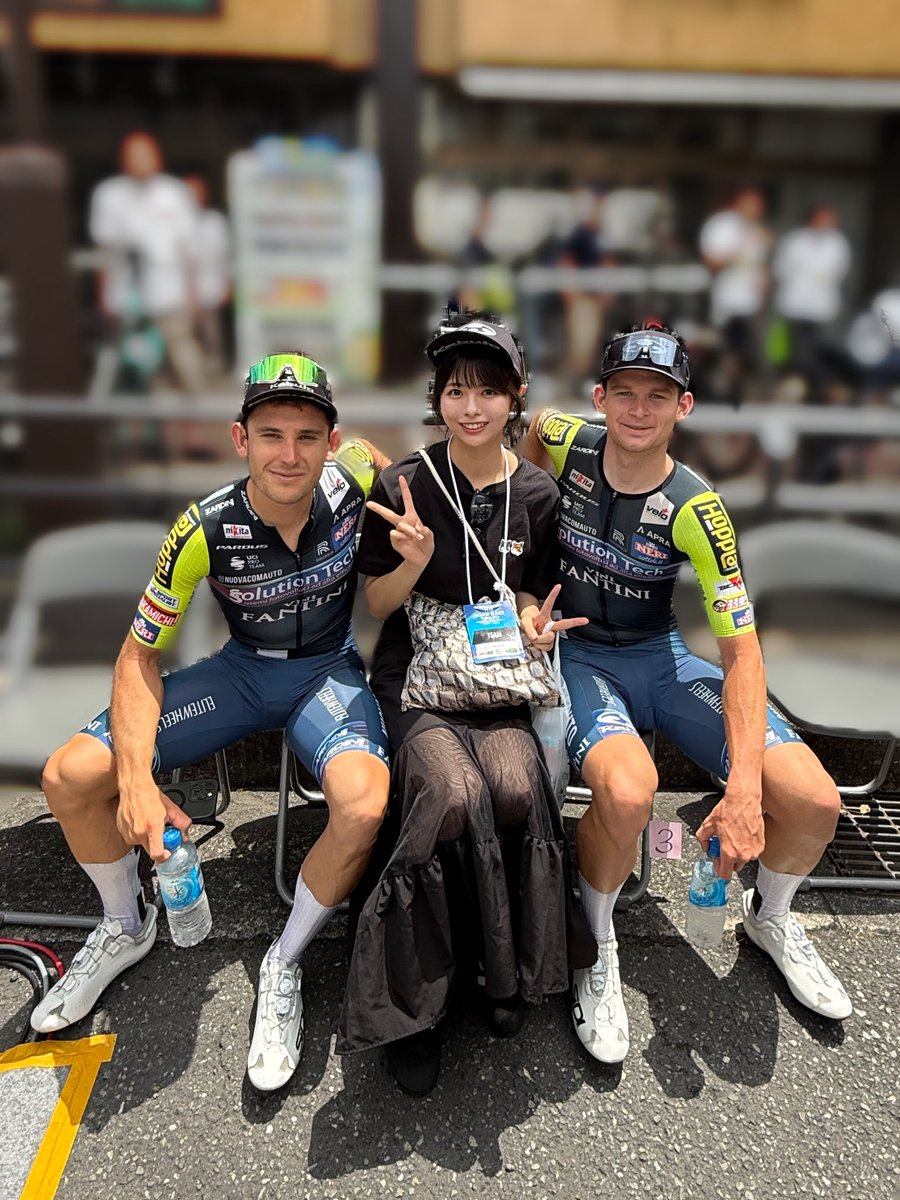 #THEROADRACETOKYOTAMA2025🚲
無線なしでも完璧なチームワークで、めちゃくちゃに面白いレースを観せてもらいました…！！アシストってこんな仕事もあるんだ！と発見がありました！凄い！#jspocycle