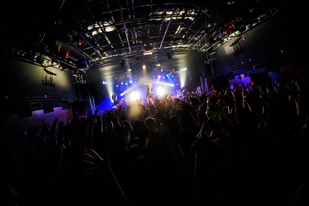 KamijoOfficial's tweet image. #KAMIJO PREMIUM TOUR 2025 -MASTERPIECE- DAY Ⅱ「LE ROI」ファイナル
2025年7月13日(日) 
ESAKA MUSE
ご来場ありがとうございました。

次は遂に
7月18日、渋谷公会堂！！

19時から✉️渡米直前メッセージ企画✉️
「#KAMIJOに届け」が始まりました！
皆さま是非ライブの感想をポストしてください🌹