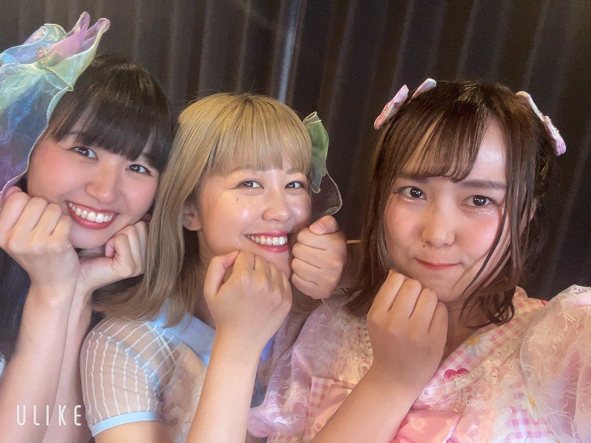 おつめるー！！！
本日、露依楼囲さんありがとうございました🥰

おんな社長さんお2人とも優しくて、お客様もみんな暖かくてとっても楽しかったです！！✨️

れなちさん、なっちゃんさんありがとうございました！！🥺💕

またご一緒させて下さい🙇‍♂️