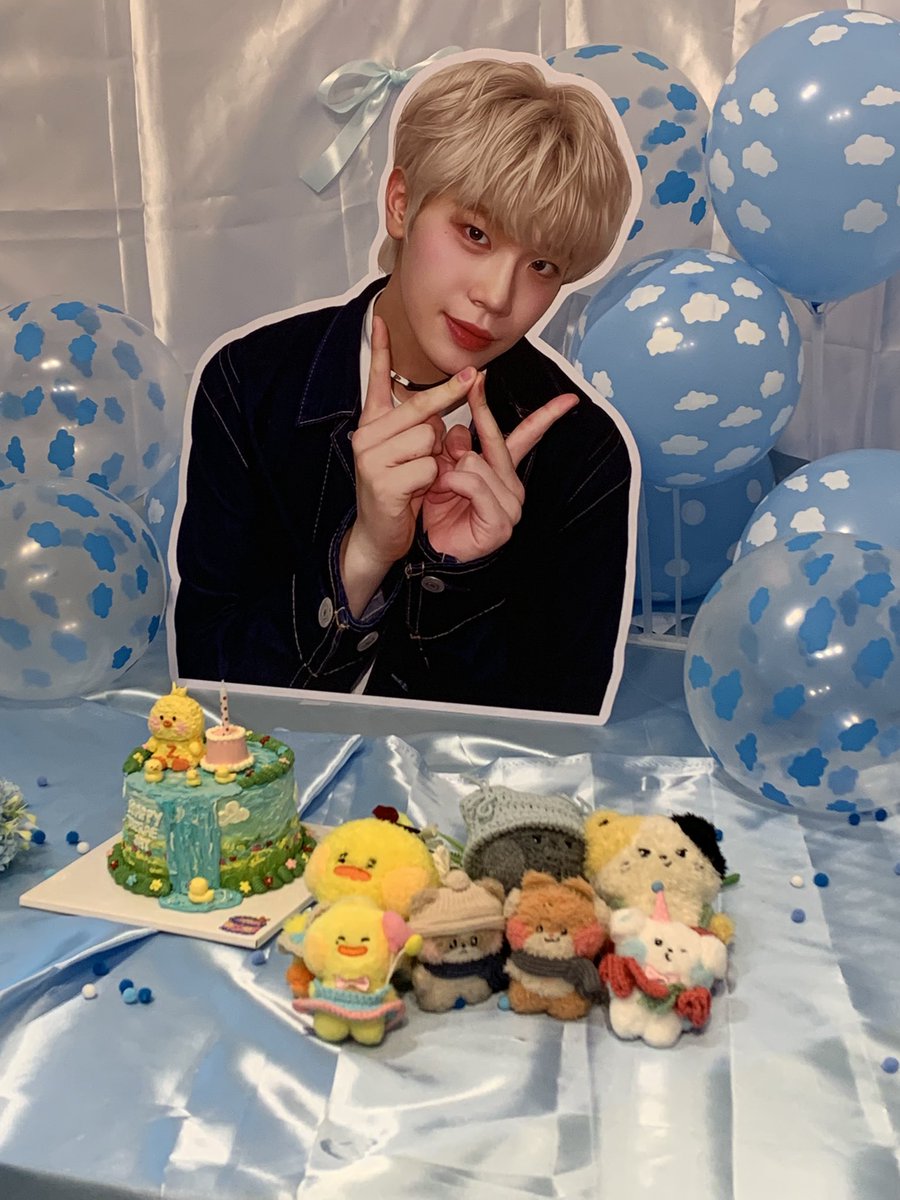 🫳🏻🐣🩵

 #AllMyBlueToTaerae