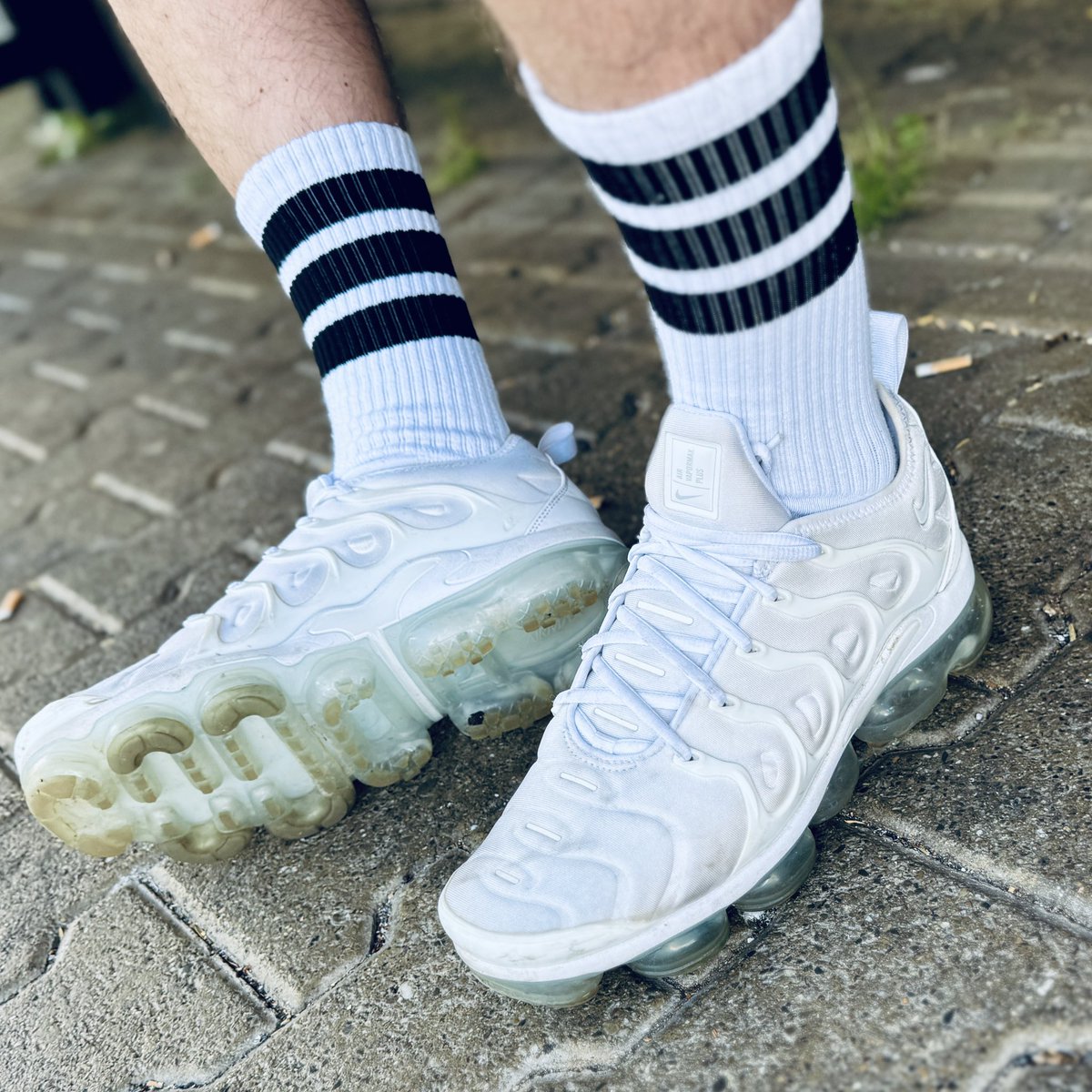 lovesox1990's tweet photo. 🫵👇👅👟👃🧦😈😈😈 https://t.co/nTSpLMAZa1