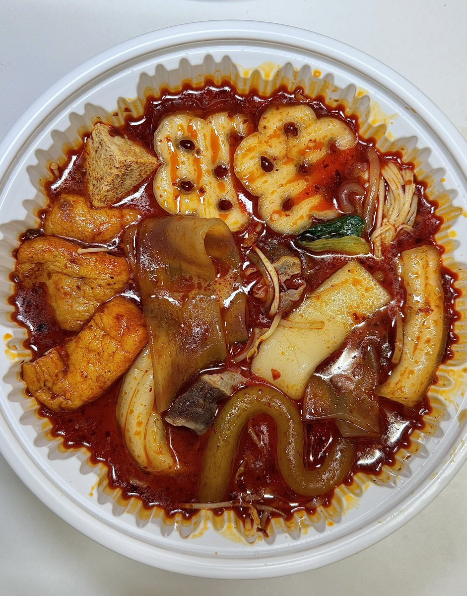 among_ee's tweet image. 여름에 에어컨 틀고 먹는 마라탕 너무 짜릿하다