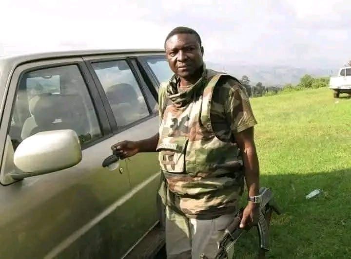 Les RDF ont osé attaquer les FARDC pour reprendre PINGA mais ils ont été broyés par les unités de la brigade de réaction rapide, commandé par le colonel Dunia.
Et ce colonel M23 a été tué dans cette débâcle. Venu de l'Europe pour aider ses frères, il est passé en entier