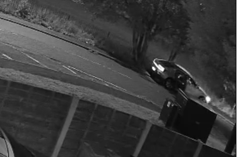 GMPTrafford's tweet image. #APPEAL | We are trying to locate the occupants of the pictured vehicle following a disturbance on Derbyshire Lane West in Stretford at 10.30pm on 11/07/25 to try and establish the circumstances of the incident.
Any info? Contact us on 0161 856 0031 quoting log 4060 of 11/07/25.