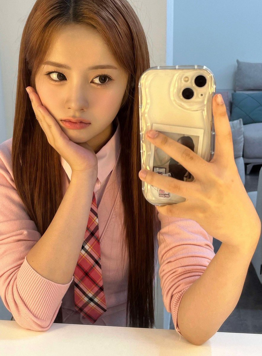 UNIS_offcl's tweet image. xoxo, Ellie~💖🧁

#UNIS #유니스
#ELISIA #엘리시아