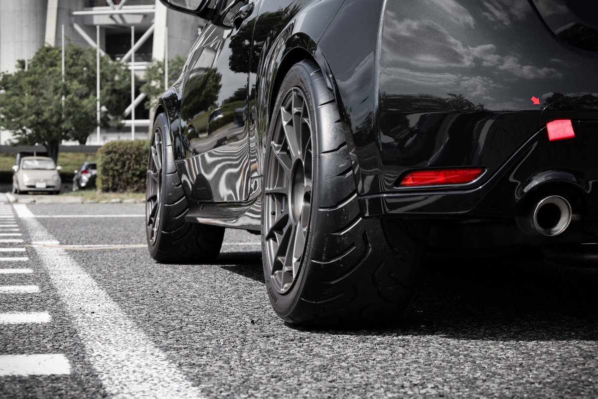 【仕様変更】

自分なりの拘りを詰め込みました。

・DUNLOP DIREZZA 03G

・ENKEI NT03RR

・CUSCO ﾘﾔ ｱｯﾊﾟｰｱｰﾑ

・CUSCO ﾘﾔ ﾛﾜｱｰﾑ

・POWERFLEX ﾘｱ ｷｬﾝﾊﾞｰﾎﾞﾙﾄ

製作に携わって頂いた皆様に感謝申し上げます。