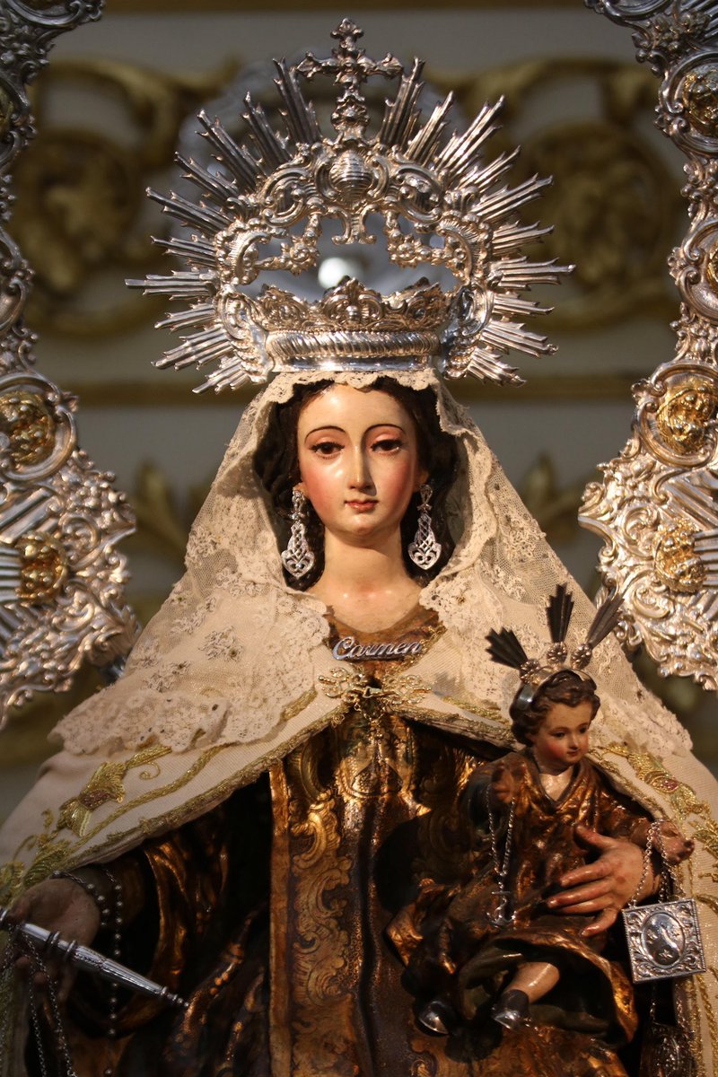 Besamanos de la Virgen del Carmen de Calatrava. Foto <a href="/VMEspinosaPons/">Victor M. Espinosa</a>