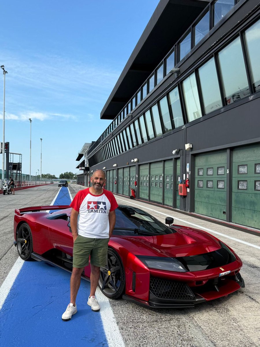 TamiyaUK's tweet image. If you haven’t already, make sure you watch @chrisharrisoncars latest vid ..it is brilliant! Oh.. and there’s a @scuderiaferrari F80 in it too!