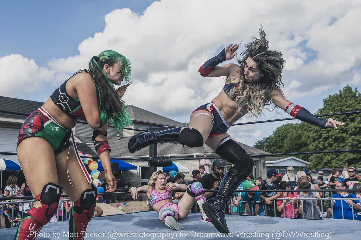 wrestletography's tweet photo. Uprising Alternative Title #1 Contendership Five Way: Fallyn Grey defeats Airica Demia and B3CCA and Brittnie Brooks and Stori Denali
@b3cca4ever @BrittnieBrooks @fallyngrey @Airica_Demia @storidenali https://t.co/0XMH5kJbw2