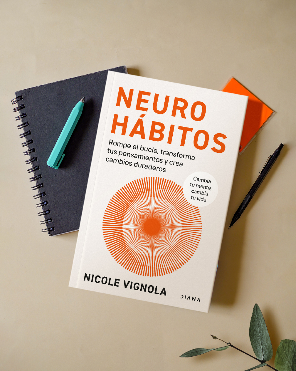 PlanetaLibrosMx's tweet image. Descubre cómo reconfigurar tu mente con Neurohábitos: la guía definitiva para crear rutinas poderosas, dejar atrás lo que te frena y transformar tu vida con base en la ciencia.
📖 Porque cambiar no es cuestión de fuerza de voluntad… sino de neuroplasticidad.