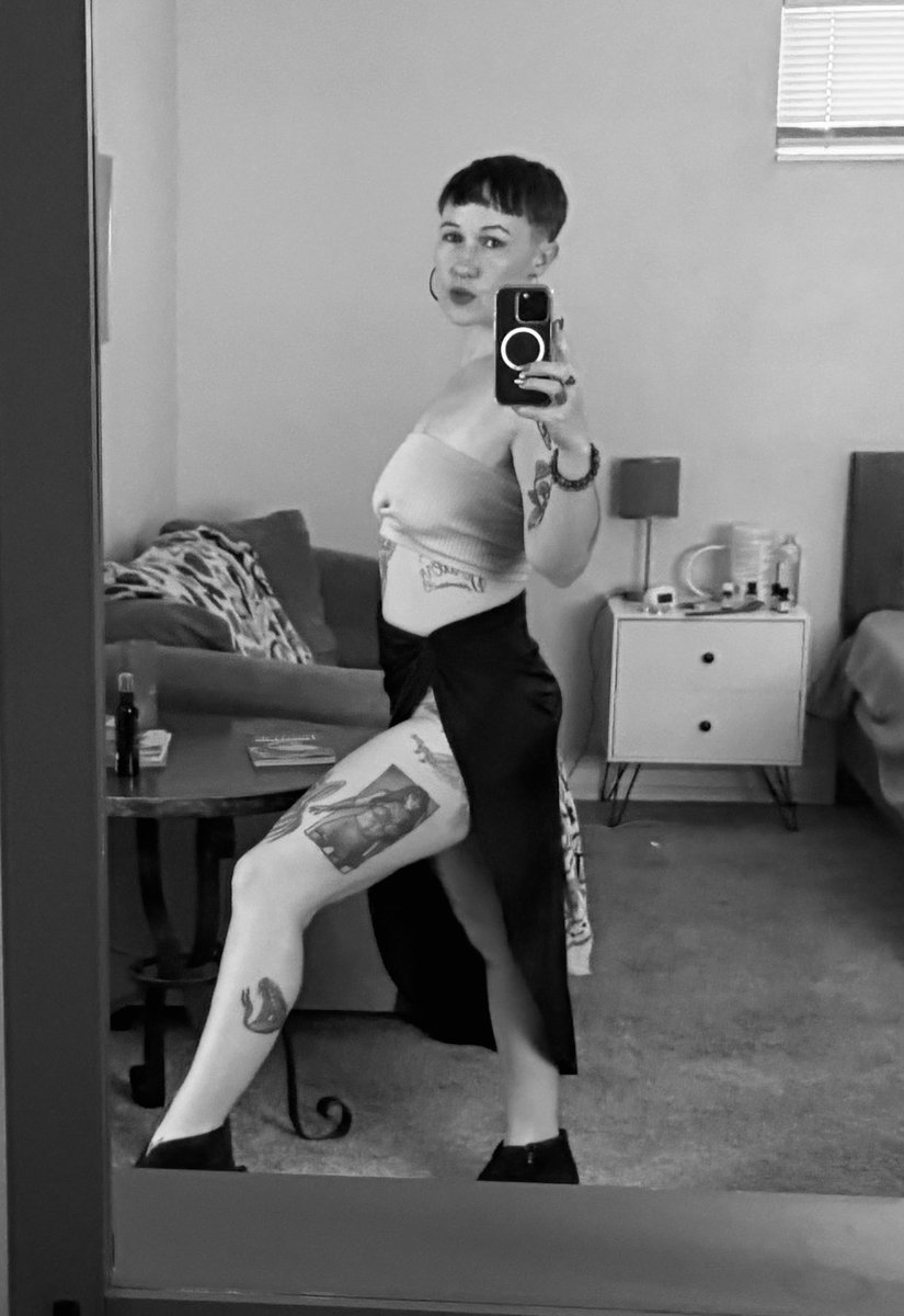 I’m back in El Paso with limited availability! Tomorrow- 
7/14 9a-9p
7/15 9a-2p
7/21-7/25- 1:45p-3:30p ONLY.
Book soon I miss yall!