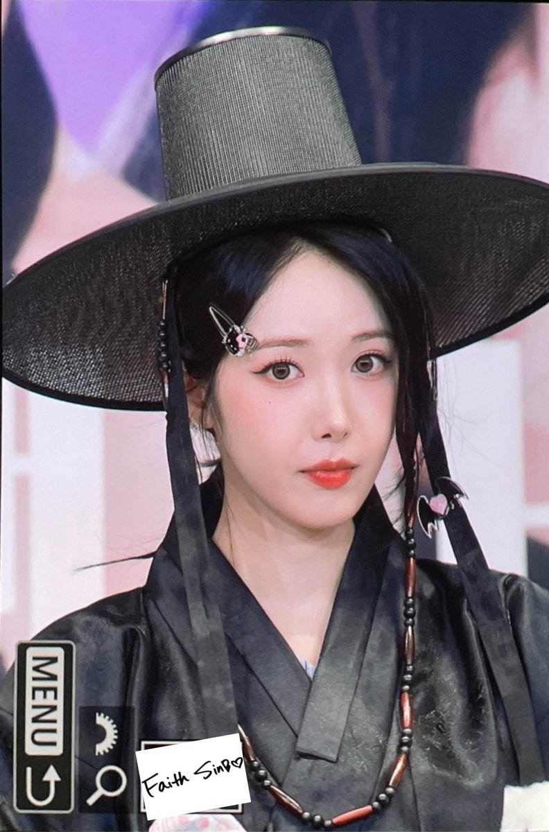 250713 팬싸 #비비지 #VIVIZ #신비 #SINB 프리뷰 

<a href="/VIVIZ_official/">VIVIZ</a> 멋있다아...
