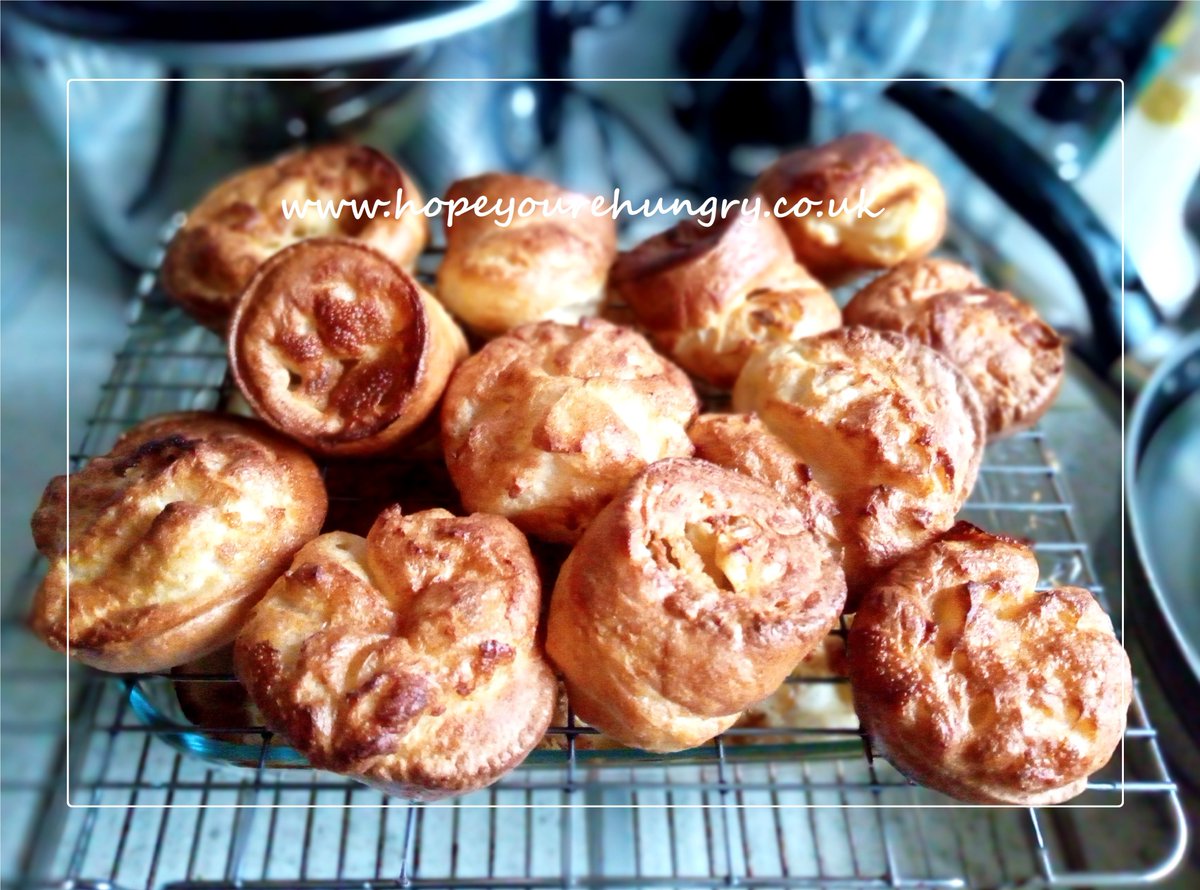 Happy #Sunday lovely Hungry! Cooking roast beef today &amp; of course making my deliciously easy Yorkshire puddings - recipe: hopeyourehungry.co.uk/a-bit-on-the-s… Crispy, crunchy &amp; so easy to make, perfect with a roast dinner! Stay hungry! ;) x #bakeithappen #recipes #baking #dinner #Foodies