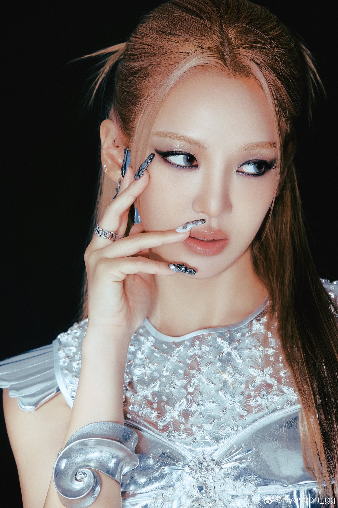 少女時代 HYO ヒョヨン 直筆サイン 入り ポスター 효연 HyoYeon ヒョヨン#효연#hyoyeon#キムヒョヨン#김효연#kimhyoyeon