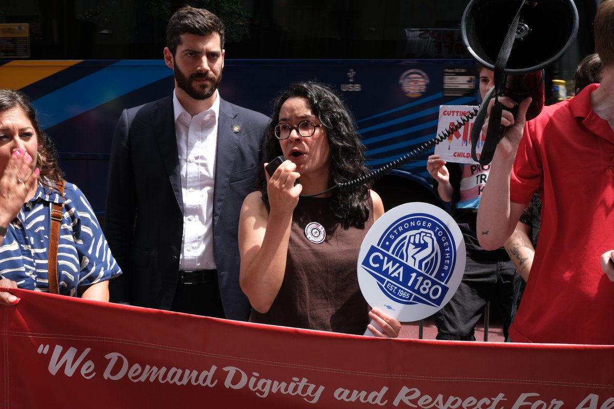 CWADistrict1's tweet image. Thank you @ValdezAssembly for joining us yesterday to demand a stop to disastrous cuts to the 988 LGBTQ+ Suicide Hotline! Appreciate your support and solidarity ✊🏿✊🏽✊🏻