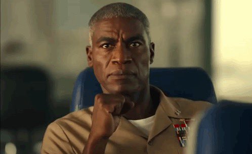 Brunocolada's tweet image. Sat during the entire Superman movie like this: 4.5/5 stars #Superman #SupermanMovie