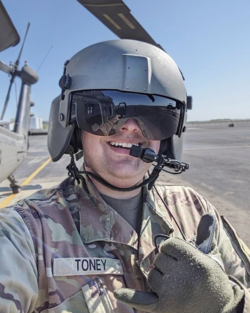 ArmyGuardOhio's tweet image. 🚁 “I think what makes the #NationalGuard unique is that you could be in a highly technical position in the Guard and then on the civilian side have a completely different job and now you have experience from both walks of life.” -SGT Dustin Toney