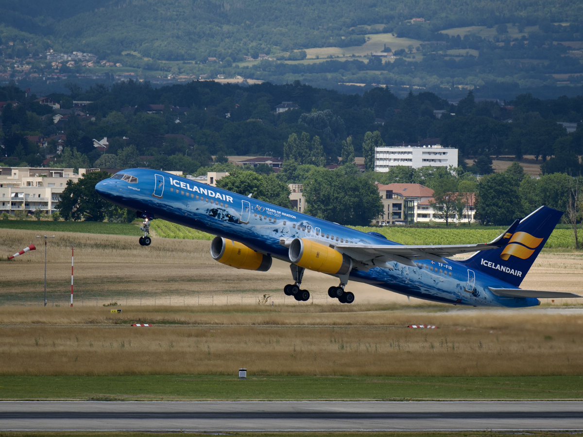 vince_dago's tweet image. B757-256 | TF-FIR | Icelandair (80 Years of Aviation)
GVA/LSGG🇨🇭13.07.2025