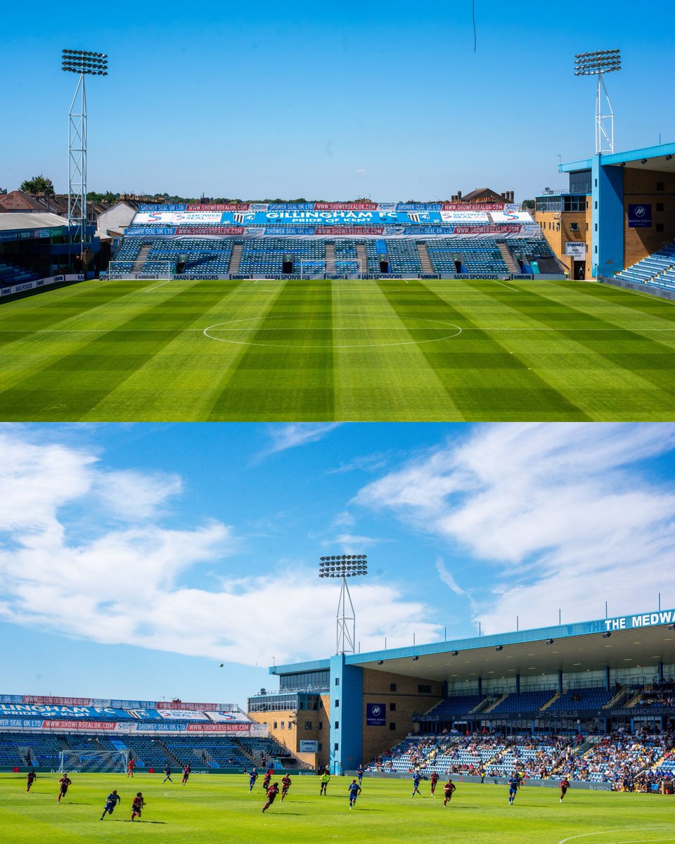 shotbytxm's tweet photo. Gillingham vs Reading ☀️

📸 AHPIX 

#gills #reading https://t.co/RvlpCOv5Wl