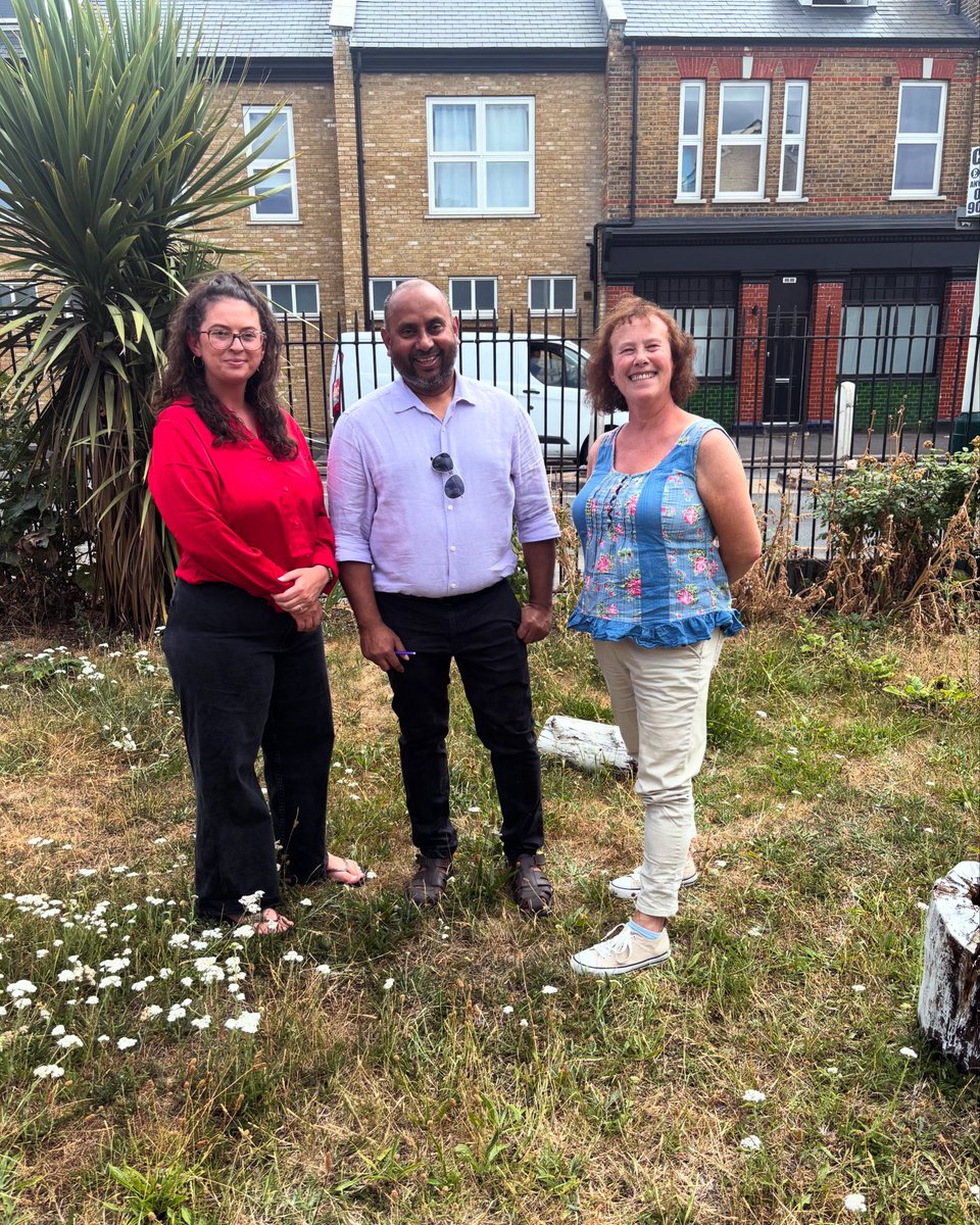 Labour Fay (@labourfay) on Twitter photo Proud to have been selected by members today as the Prospective Labour Candidate for Rainham and Wennington Ward alongside my comrades <a href="/susieteach2/">Sue💙⚒</a> & Saddiq. Couldn’t have chosen better running mates. Looking forward to continuing to fight for issues that matter in R&W Ward 🌹 Proud to have been selected by members today as the Prospective Labour Candidate for Rainham and Wennington Ward alongside my comrades <a href="/susieteach2/">Sue💙⚒</a> & Saddiq. Couldn’t have chosen better running mates. Looking forward to continuing to fight for issues that matter in R&W Ward 🌹