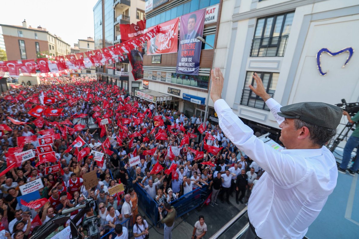 dk_imamoglu's tweet image. Bugün Adıyaman’dan halkın iradesine sahip çıkan, adalet ve demokrasiyi savunan kararlı bir duruş yükseldi! Ülkemizin dört bir yanında sessizlik değil dayanışma, korku değil cesaret büyüyor.
@eczozgurozel @CBAdayOfisi