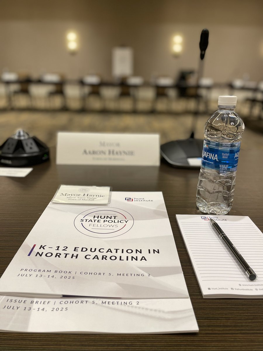 kelkile_robel's tweet photo. We are ready to kick off Meeting #2 of @Hunt_Institute North Carolina Hunt State Policy Fellows.
This meeting will focus on all things K-12 from the educator landscape in North Carolina to school choice options.
Follow @Hunt_Institute along for updates.
#ncpol #HSPF https://t.co/rdZBf195dT