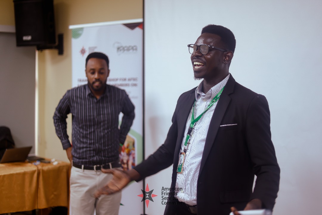 ChasiehN's tweet image. Just Back from a powerful #Peacebuilding workshop in Juba with 20+ #CSOs tackling gender inequality, #GBV & child marriage guided by #MaputoProtocol & #UNSCR1325. Committed to women-led peace in #SouthSudan. #GenderEquality #PositiveMasculinity.