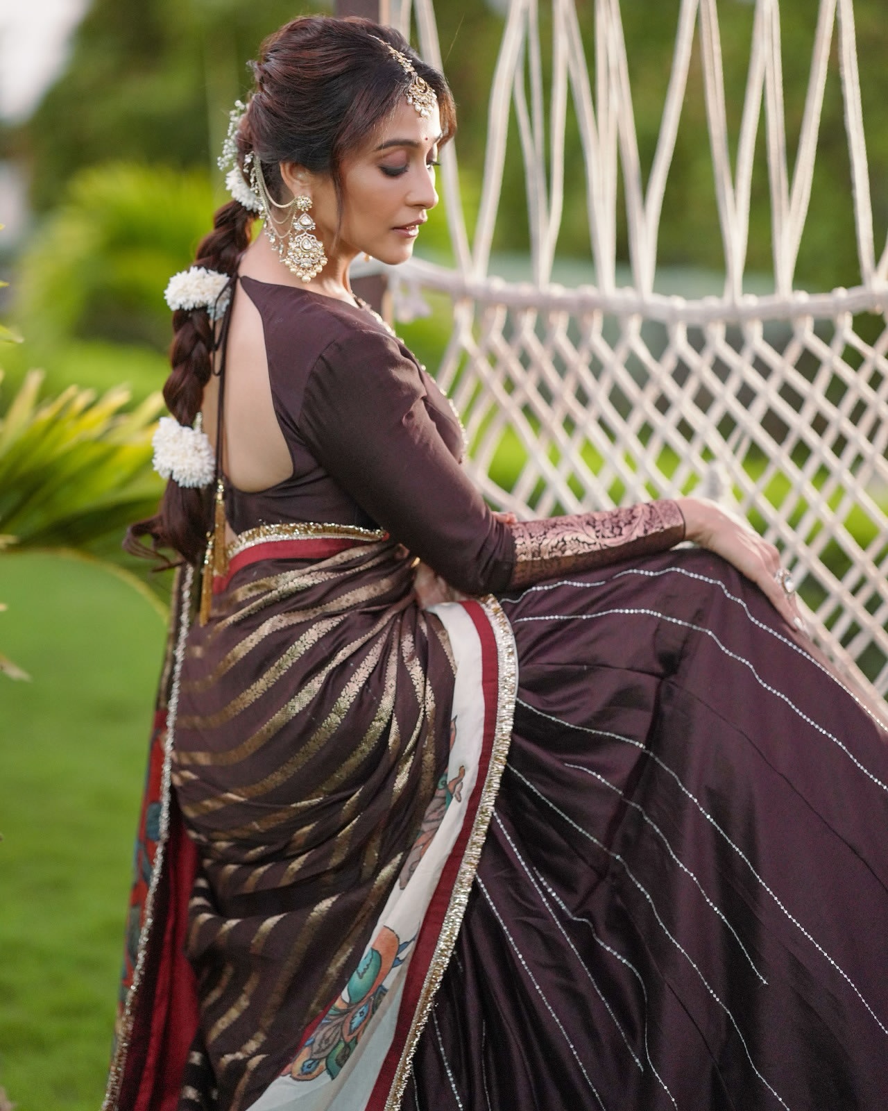 Gvv4lknaEAABSBL?format=jpg&name=large