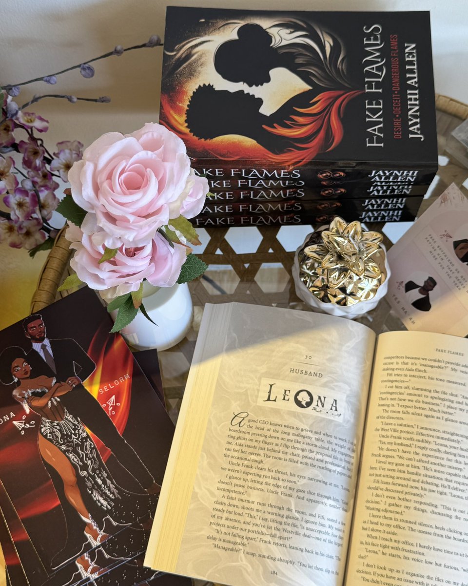 jaynhiJ's tweet photo. The only thing I regret about this book is how I didn’t show y’all how wild Selorm got on Leona. There was a turn of events where a whole badass like Leona finally had to beg🙂‍↔️ For once, she let calm Selorm take over. Ewe men🤌🏼🤭 https://t.co/NfxM9fMrnr