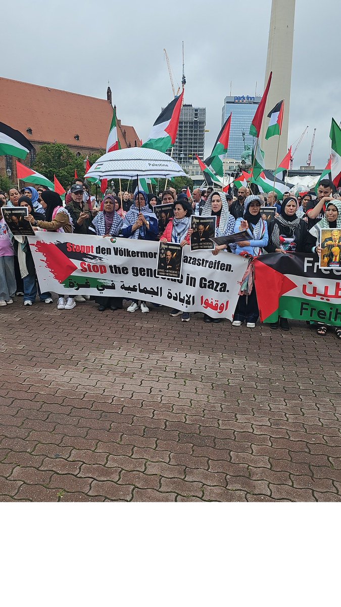 republic_pal's tweet image. وقفة تضامنية في برلين دعمًا لغزة رغم منع الشرطة للمظاهرة
republicpalestine.com/2025/07/13/%d9…