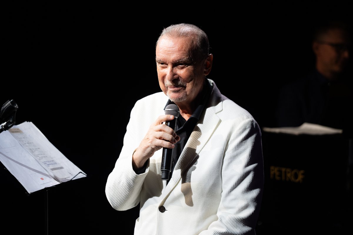 expo2025czechia's tweet image. A night to remember at the Czech Pavilion!✨ Tenor Štefan Margita filled our halls with music and emotion last week at EXPO 2025.
The concert was part of a cultural program supported by the Regional Chamber of Commerce of the Karlovy Vary Region.
#EXPO2025 #CzechPavilion