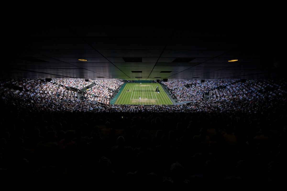 Wimbledon's tweet photo. Watching a slice of history unfold 📸

#Wimbledon https://t.co/KksKmwhZPc