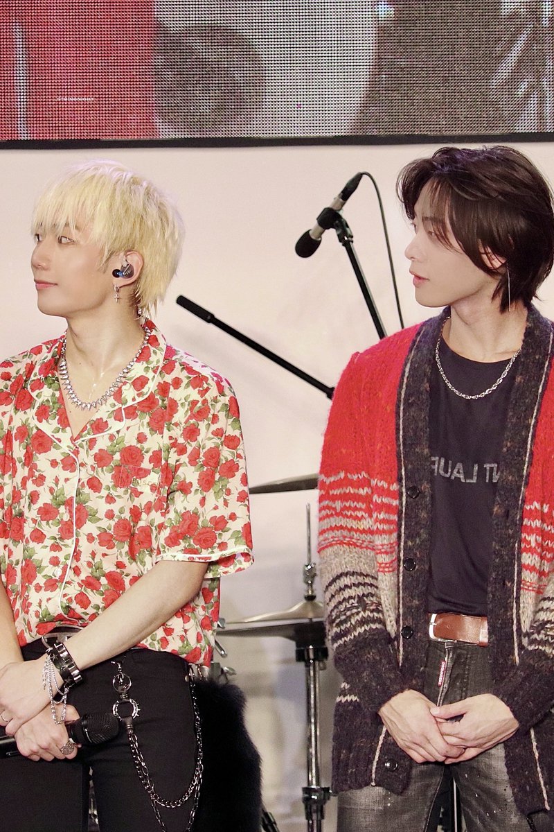 _Stringnight's tweet photo. 태민아 생일 축하해✨
#여름하늘처럼_반짝이는_태민이생일
#夏の空のように_輝く_テミンの誕生日
#BlueSummerBoy_TAEMIN_BDAY
#엄태민 #김현율 https://t.co/iH84GSEFgH