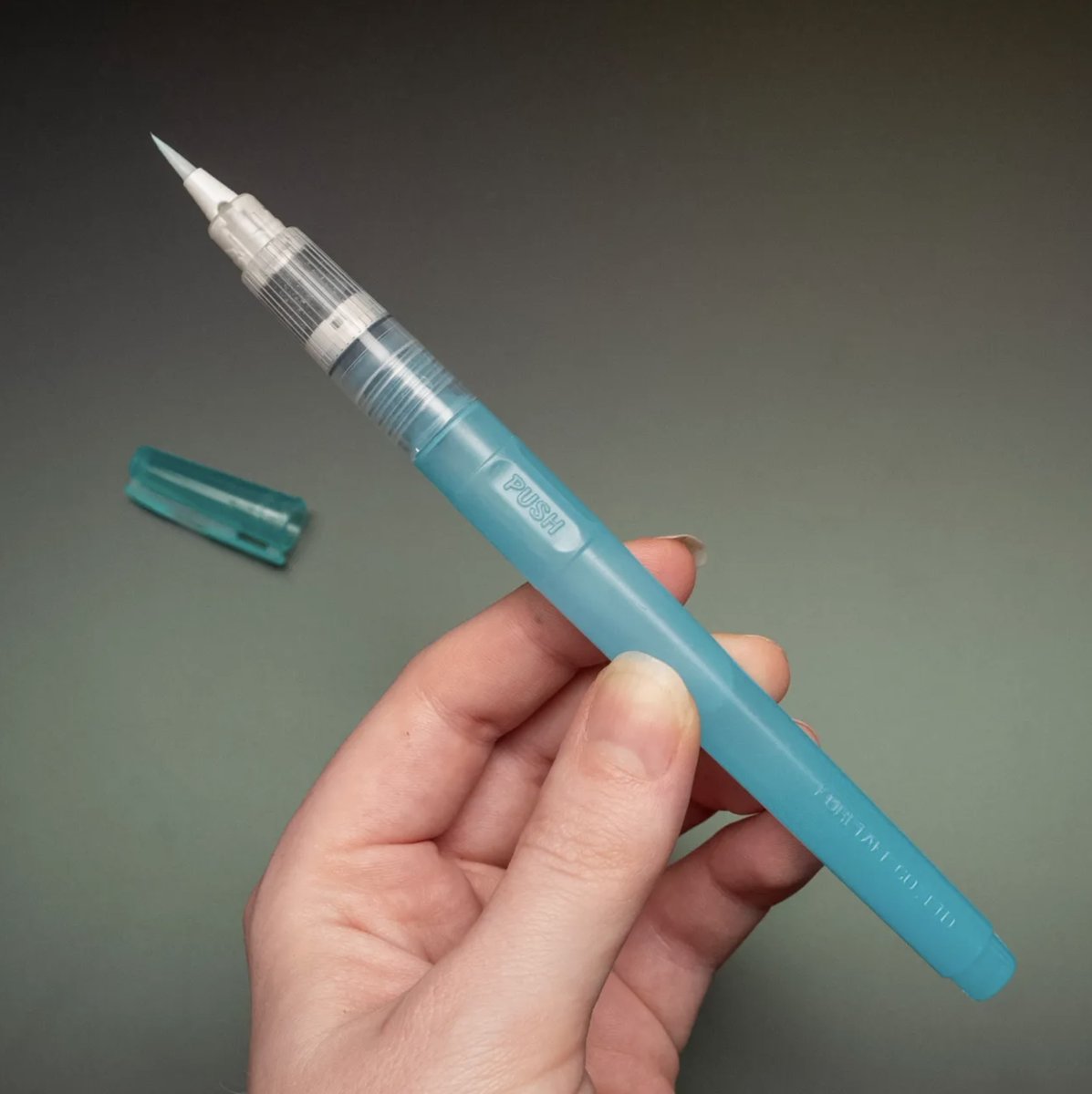 bekathwia's tweet image. I got into watercolor in 2020-- it's so relaxing and fun! These are my go-to supplies for watercolor. If you’re just starting and need some advice on materials, check out my blog post: beckystern.com/2019/12/31/bes…