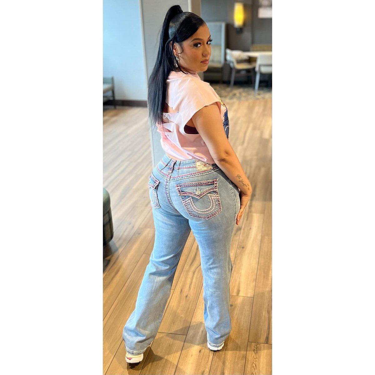 #Viixen4WOTY 2025 tweet media