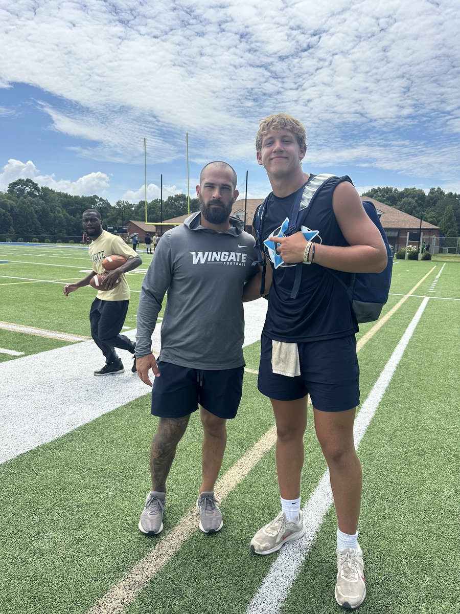 ethan_presley4's tweet image. Excited to be back at Wingate Saturday and to keep building a relationship with the coaching staff! Love what @WingateFb is all about!
Thank you to @Coach_Kavy and @CoachUlassin for the great instruction and taking the extra time to talk with me about the program.
Can’t wait…