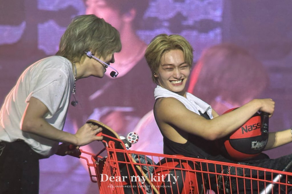 250713 계속 웃어주었으면 좋겠다💭

#크래비티 #CRAVITY #태영 #TAEYOUNG