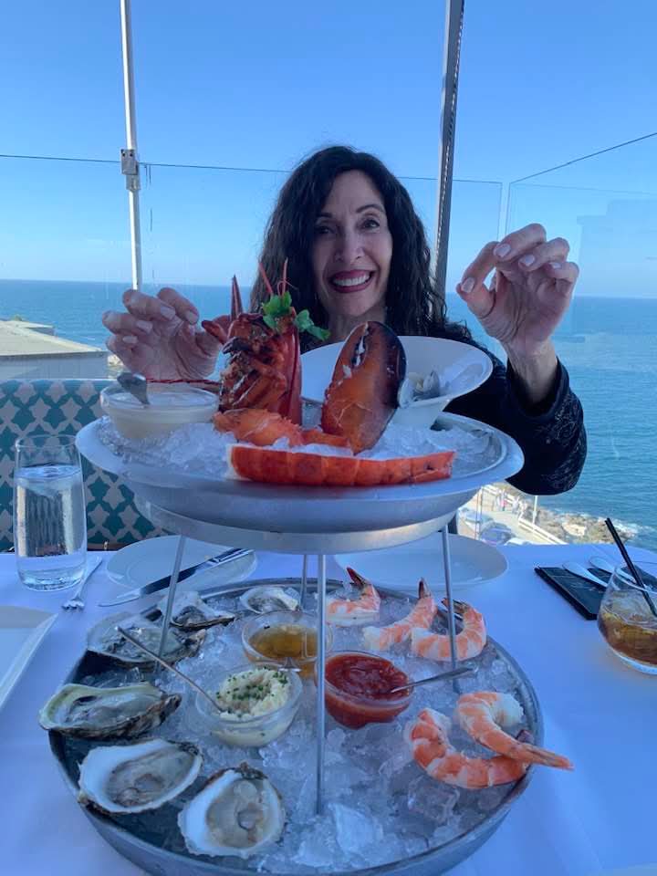 CMoonlightFilms's tweet image. Happy birthday to my wonderful mother. Thanks for being the greatest mom in the world and an even better grandmother to my girls. I hope this is your best birthday yet.