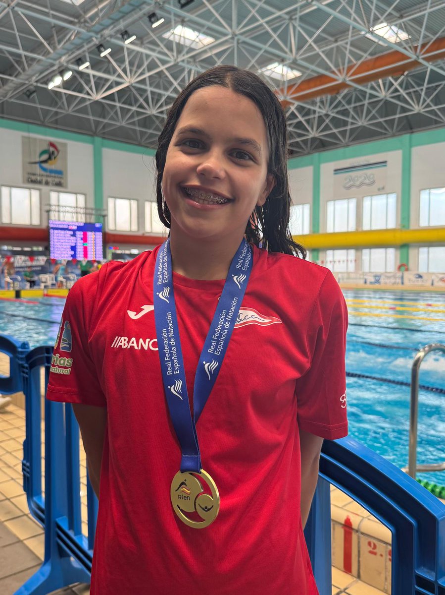 NatacionRgcc's tweet photo. Y Julia Suárez, ¡¡🥇Campeona de España Alevín en 200 braza!! Con otro record de Asturias de su edad , 2.39.71 bate el anterior de 2.44.04
🔝🔝🔝👏🏼👏🏼👏🏼👏🏼👏🏼👏🏼👏🏼
#RGCCNatacion #OrgulloGrupista #VamosGrupo https://t.co/g09mBzq9AO