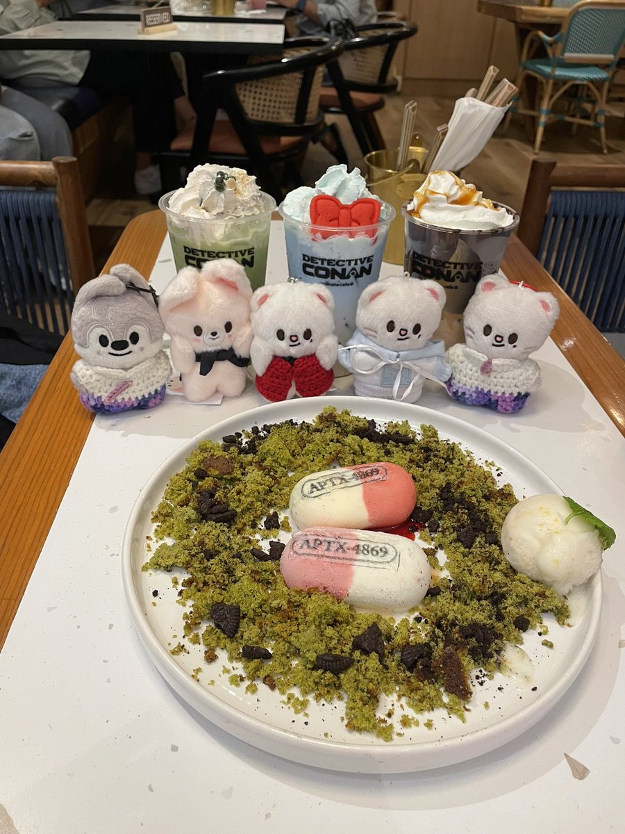 wereheather's tweet photo. Animate Cafe x Detective Conan @MILOUFARMHOUSE 

finally! visiting #DetectiveConanCafe for fulfilling our childhood memories.

ada yg seneng bgt dapet amuro @Arscheeves @vsvna_ https://t.co/TbzUE2eM65