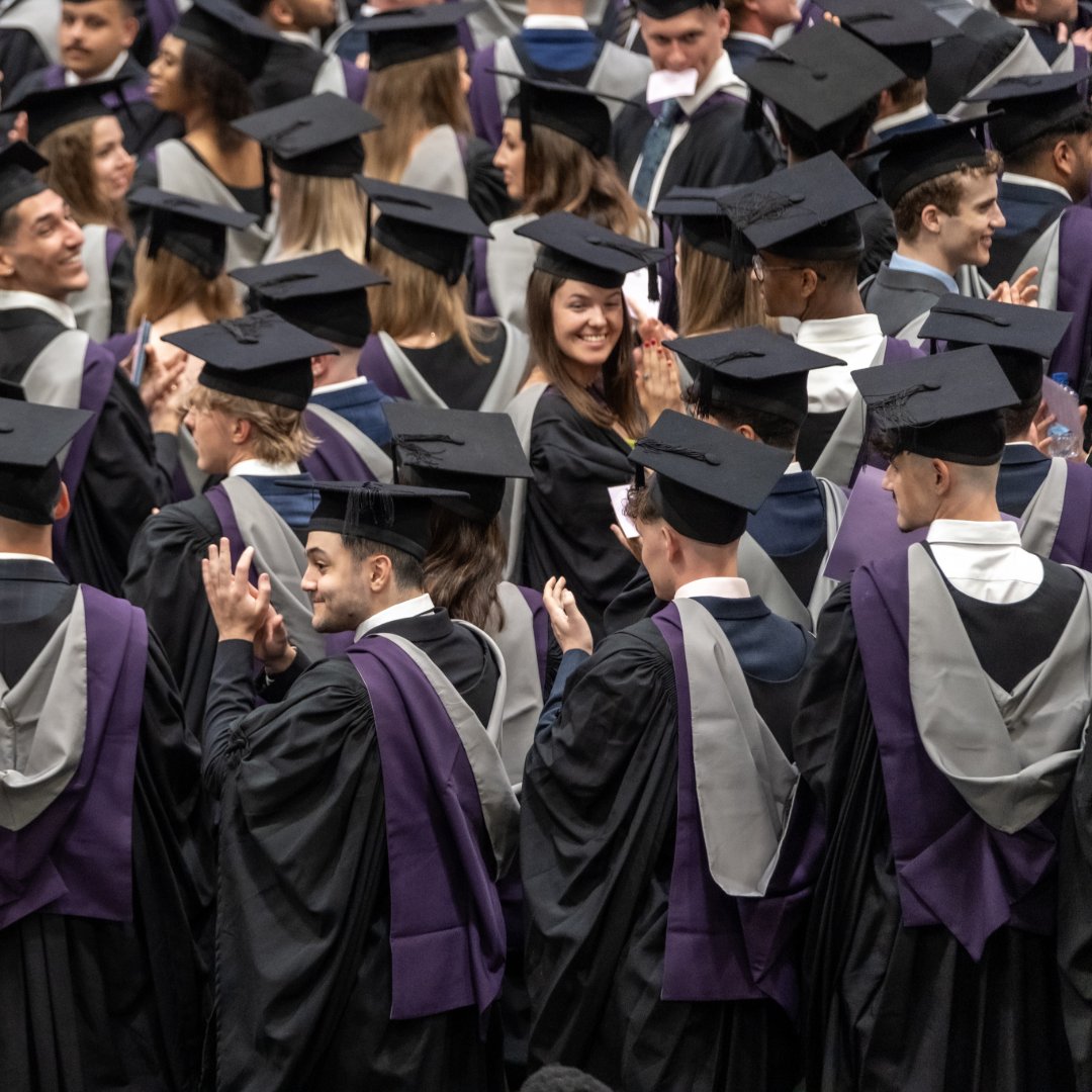 lborouniversity's tweet image. It&apos;s Graduation Week 🎓💜

We are so excited to celebrate this achievement with our students and their loved ones.

Comment down below which day you&apos;re walking the stage ⬇️