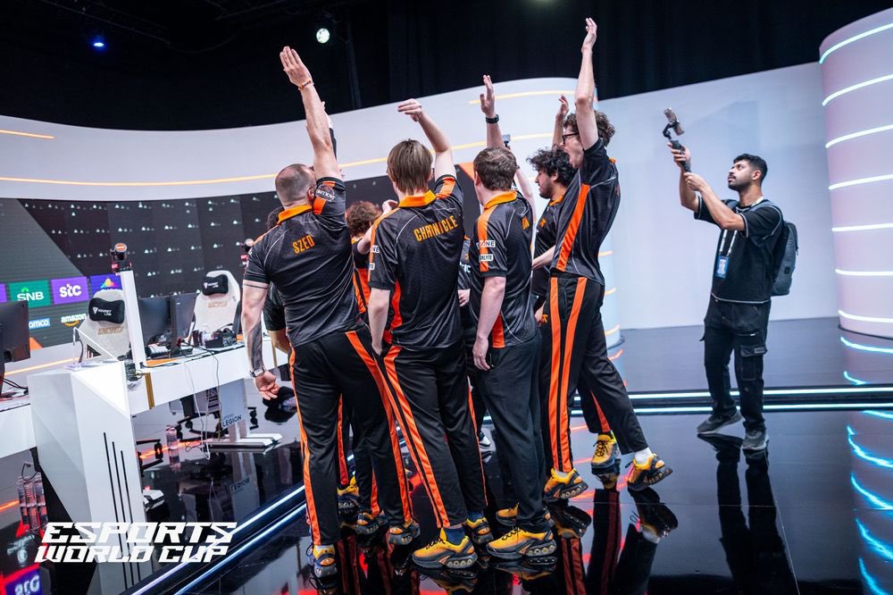 2nd place at EWC, very frustrating to fall at the final hurdle yet again

Feels like we deserved more today but we just couldn’t close it out. Resting up as much as possible and then shifting full focus on Paris once we are back in Berlin

Props to TH for the quick turnaround mid