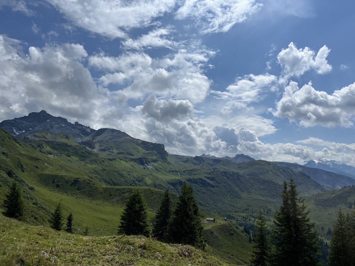 And a nice view back to the hut on the way down…