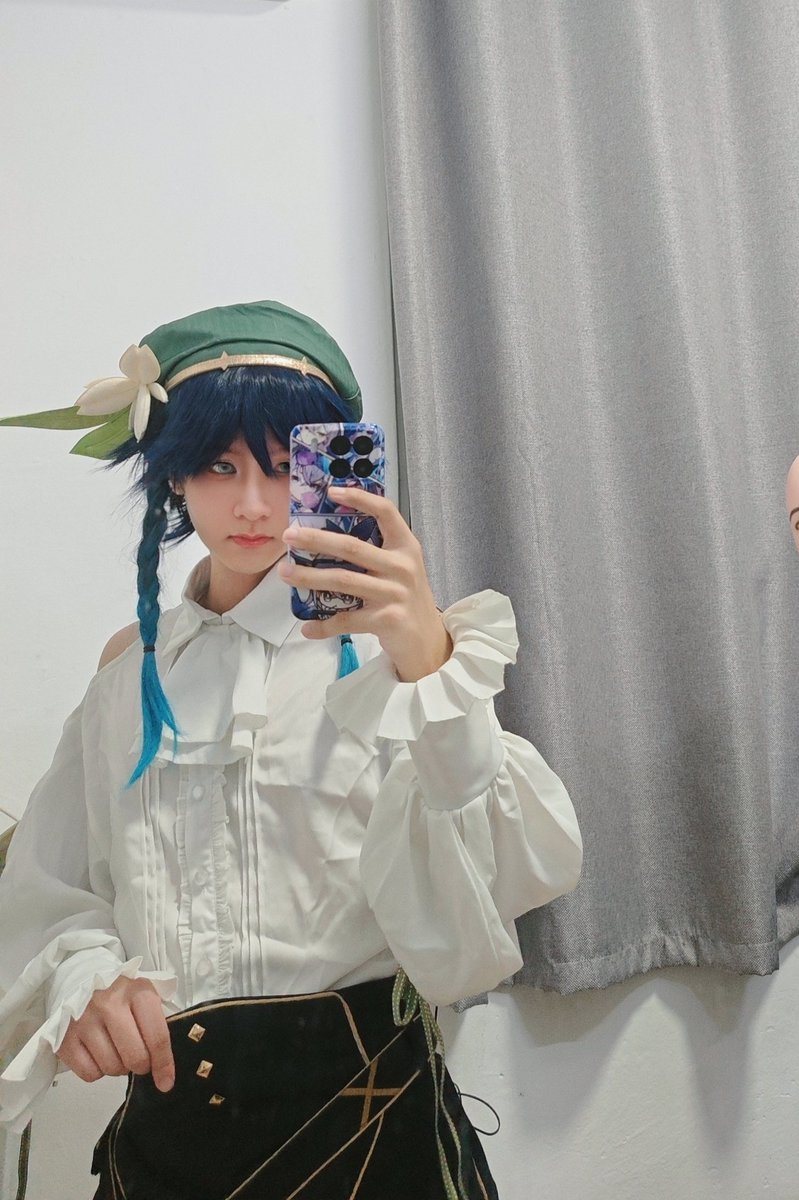 🍰又长大一岁，只愿以后能顿顿饱肚子
#男娘 #cosplay #温迪 #可爱的男孩子