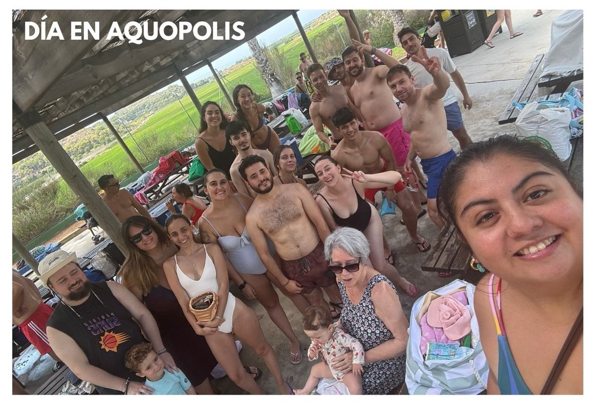EMILIO BARÓ EN AQUOPOLIS 🛝💥💦

Ayer parte de nuestra comisión disfrutó de un magnífico día en el parque acuático <a href="/AquoCullera/">Aquópolis Cullera</a> 🤩

Mayores y pequeños pudieron divertirse en las distintas atracciones y disfrutar de un día de germanor veraniego 🥳👏🏻

#fentfalladesde1983